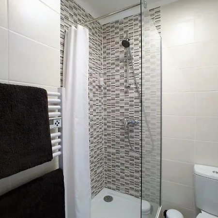 Au 36, Les Apparts Hotel Joigny Exterior photo