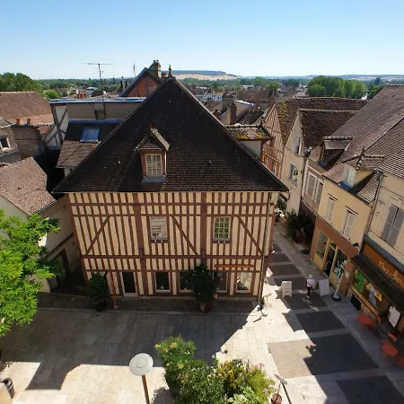 Au 36, Les Apparts Hotel Joigny Exterior photo
