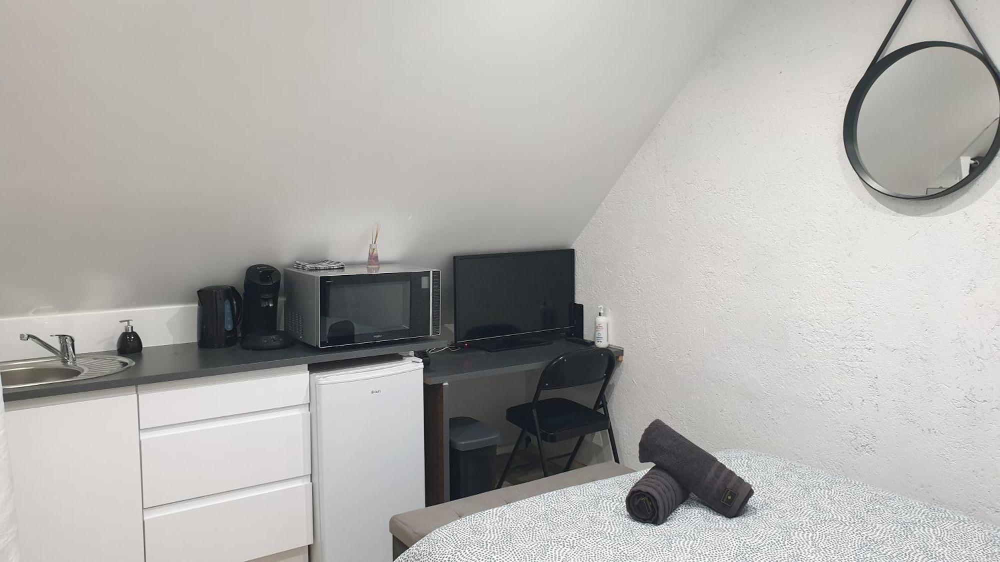 Au 36, Les Apartment *