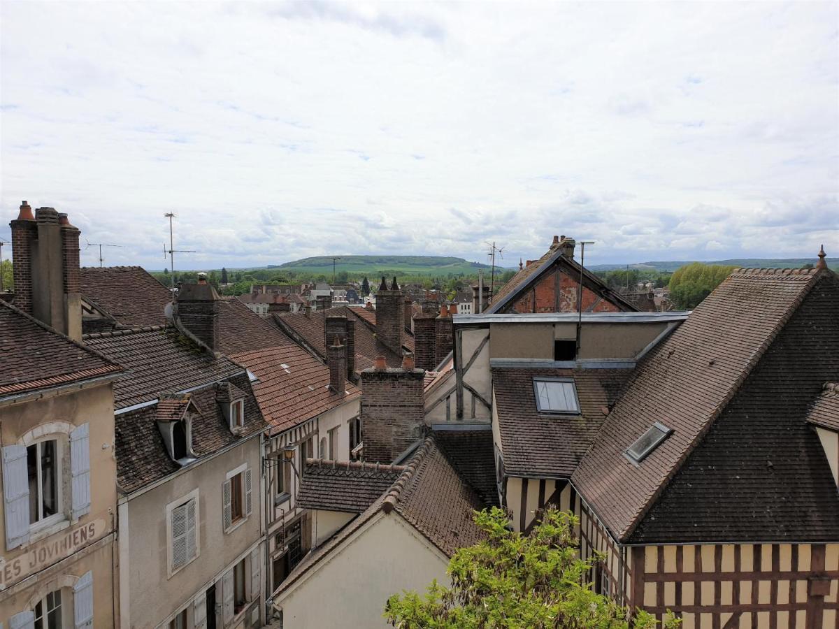 Au 36, Les