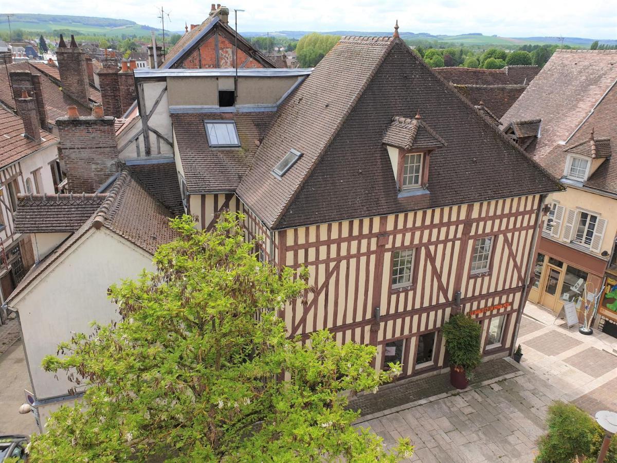 Au 36, Les Joigny